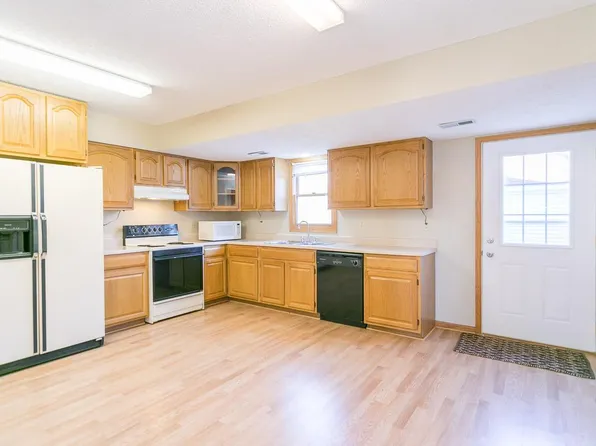 648 N 22nd St, Lincoln, NE 68503