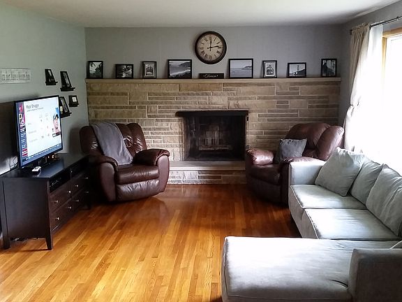 LR, refinished hardwood