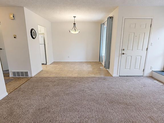 4th image of 3637 30th Ave NW