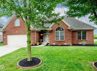 3882 S Cedar Creek Ln, New Palestine, IN 46163