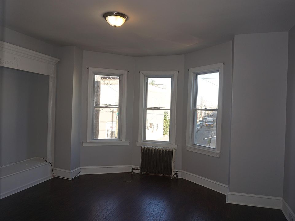 1st image of 1632 S 22nd St #2