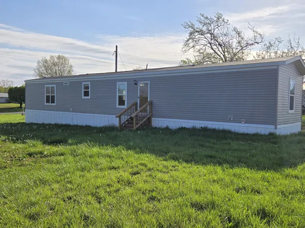 43 Honeysuckle Ln, Russell Springs, KY 42642