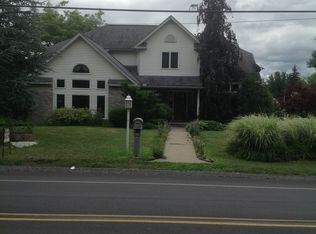 500 Shoemaker Ave, West Wyoming, PA 18644