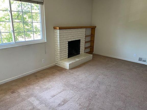4th image of 1229 Parkington Ave #2