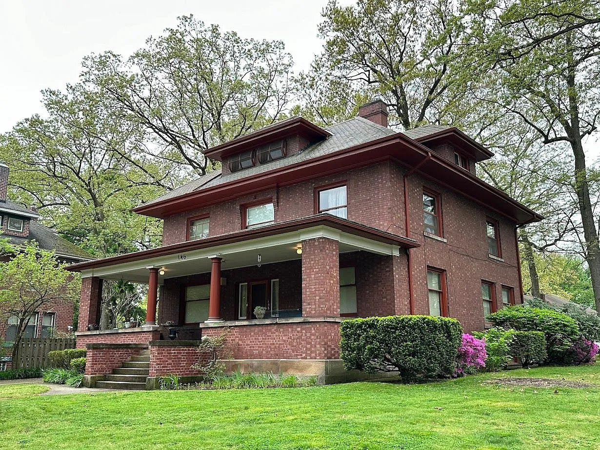 146 Oakdale Ave — Photo 1