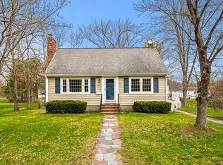 12 Dunshire Dr, North Chelmsford, MA 01863