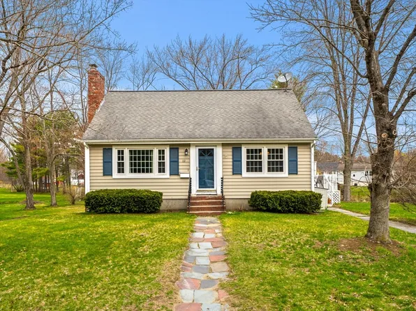 12 Dunshire Dr, North Chelmsford, MA 01863