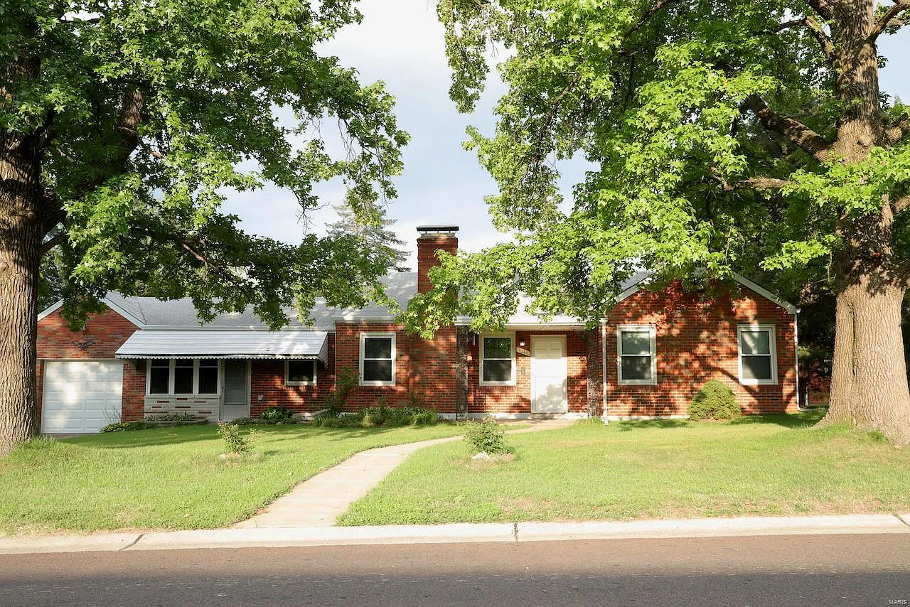 9360 Radio Dr photo 1