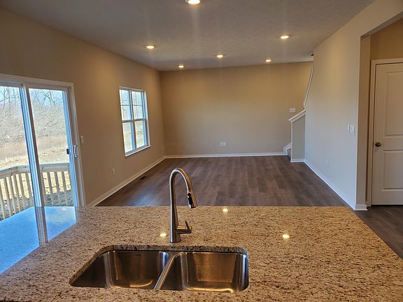 4th image of 4328 Holstein Dr