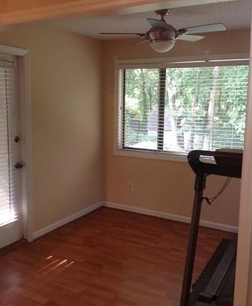 4th image of 5907 Woodmont Blvd
