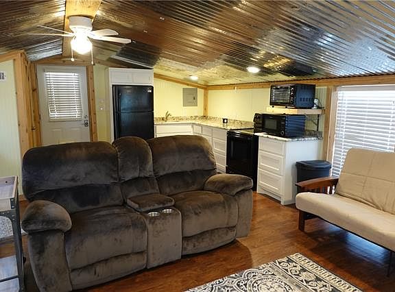 5th image of 407 Brazos Harbor Dr