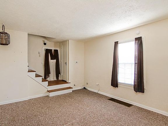 3rd image of 249 Pasadena Ave