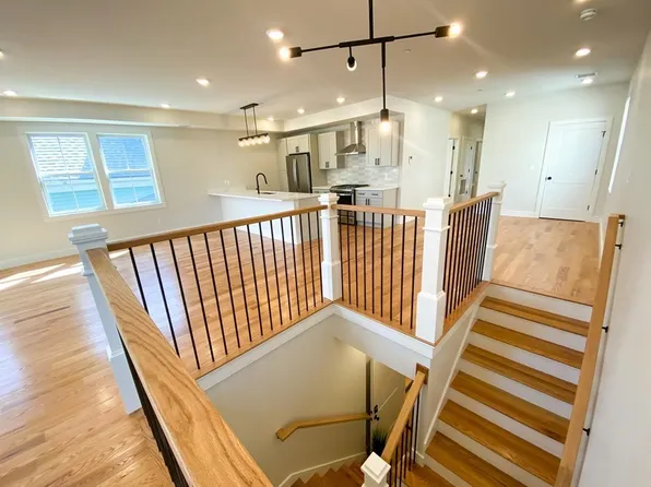 34 Dorset St #3, Dorchester, MA 02125