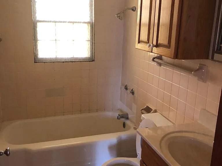 414 Dogwood Dr — Photo 7
