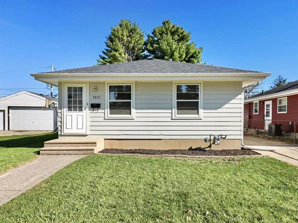 3021 24th AVENUE, Kenosha, WI 53140