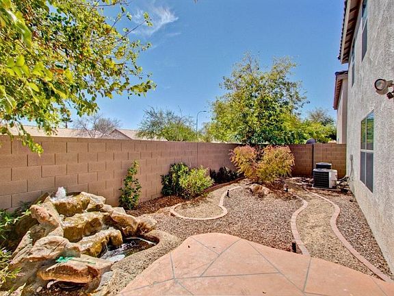 3rd image of 690 E Banelli Pl