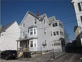 Building Photo 3