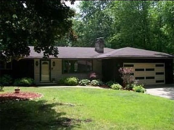 4th image of 6 Park Ln