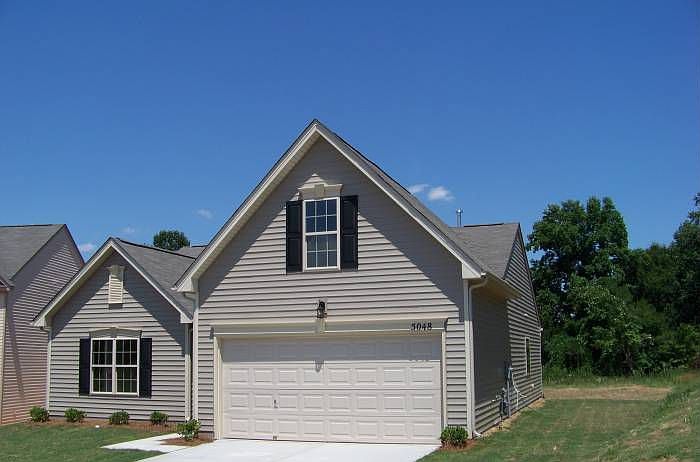 1st image of 5048 Broad Leaf Ct