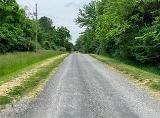 0 Redwood St, Carlyle, IL