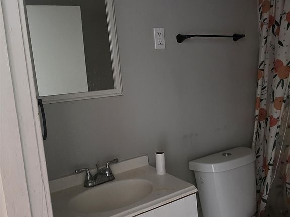 5th image of 4160 Dunn Rd