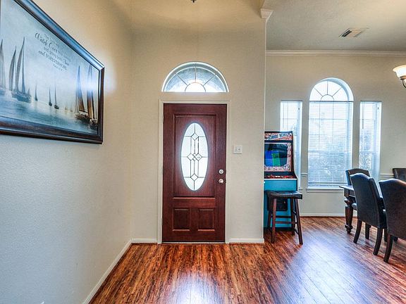 5th image of 3701 Wild Oak Dr