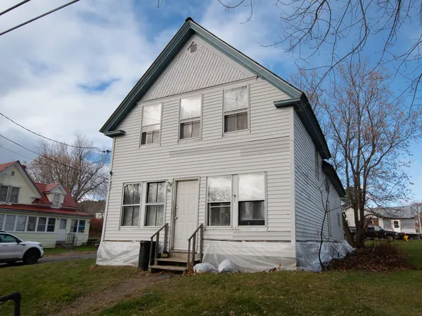 10 Railroad Avenue, Milo, ME 04463