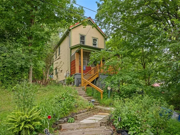 300 Eddington St, Pittsburgh, PA 15207