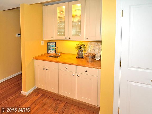 3rd image of 7217 Arthur Dr