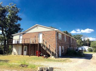 611 Sandhill Rd, Irvine, KY 40336