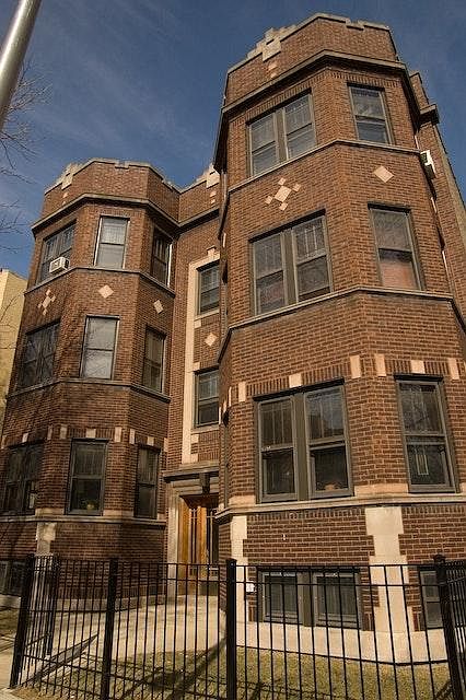 1st image of 1414 W Berwyn Ave