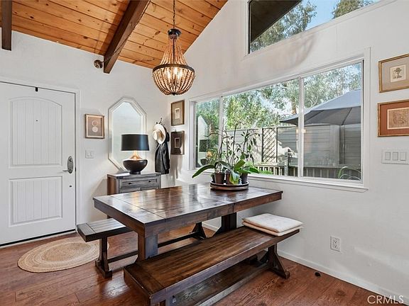 5th image of 9845 Siskiyou Ct