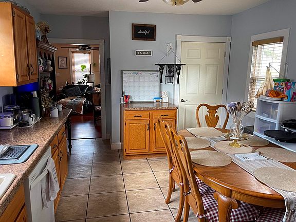 Eat in Kitchen