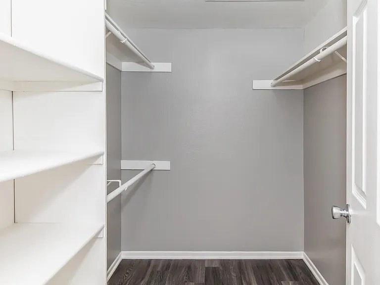 Palm Court Apartment Homes — Photo 54