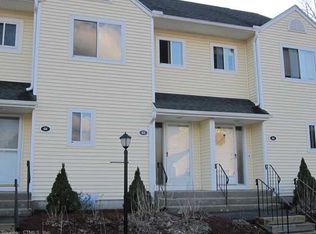 65 Stoneheights Dr, Waterford, CT 06385