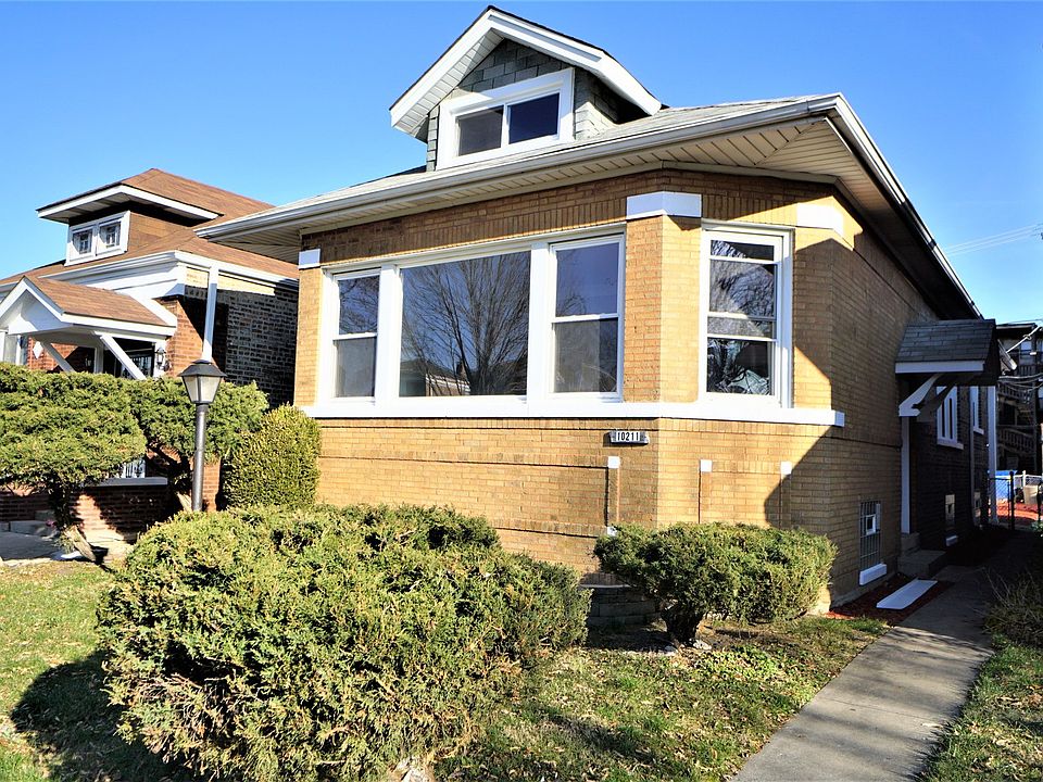 1st image of 10211 S Calumet Ave