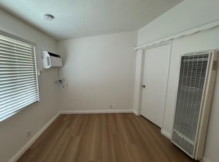 471 W McKinley Ave #U, Pomona, CA 91768