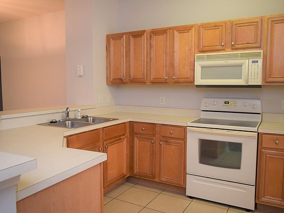 3rd image of 3750 Silver Bluff Blvd APT 1406