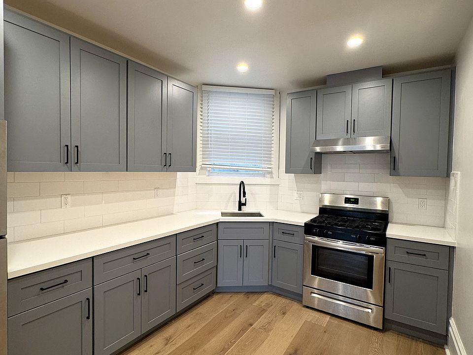 1st image of 1840 Fell St #1840A