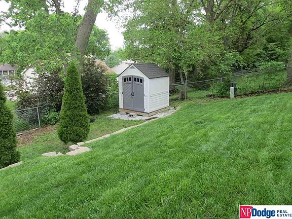 4th image of 11712 S 39th St