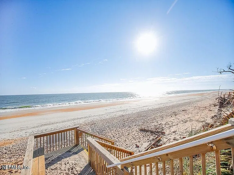692 Sand Isles Cir — Photo 49