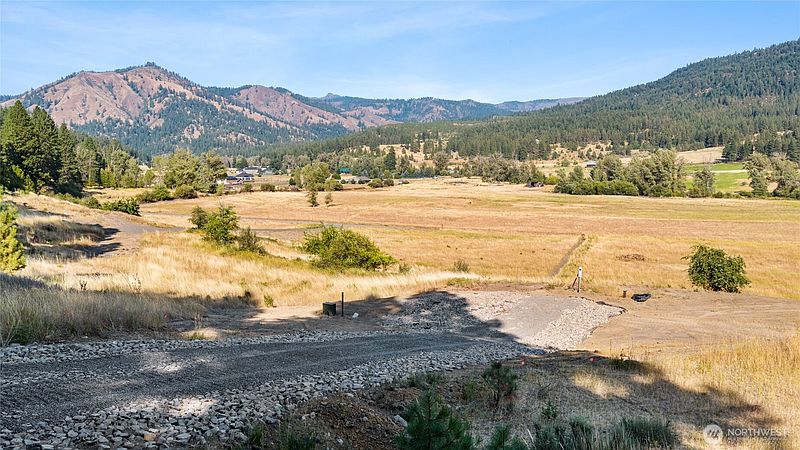 2nd image of 1080 Ranch Road