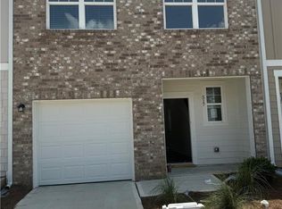 517 Campeche Dr, Locust Grove, GA 30248