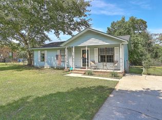 104 Hill Ct, Moncks Corner, SC 29461