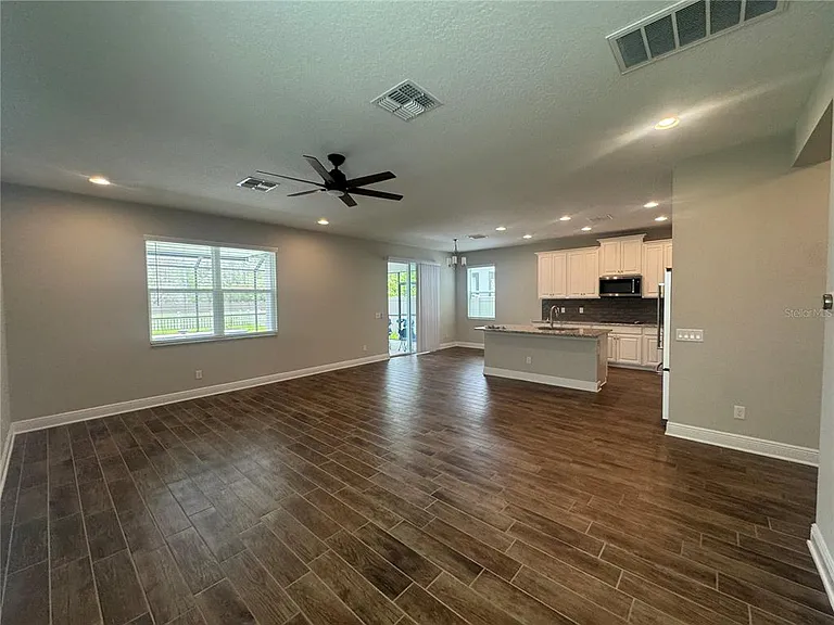 16154 Monterey Greens Cir — Photo 38