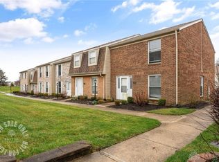 1432 Crown Point Ct, Dayton, OH 45434