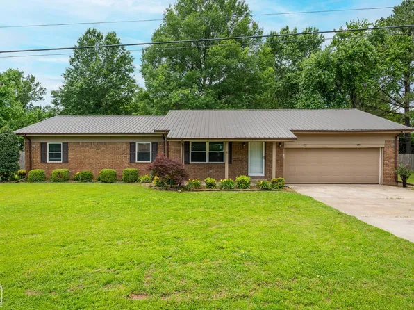 67 Razorback Dr, Hoxie, AR 72433