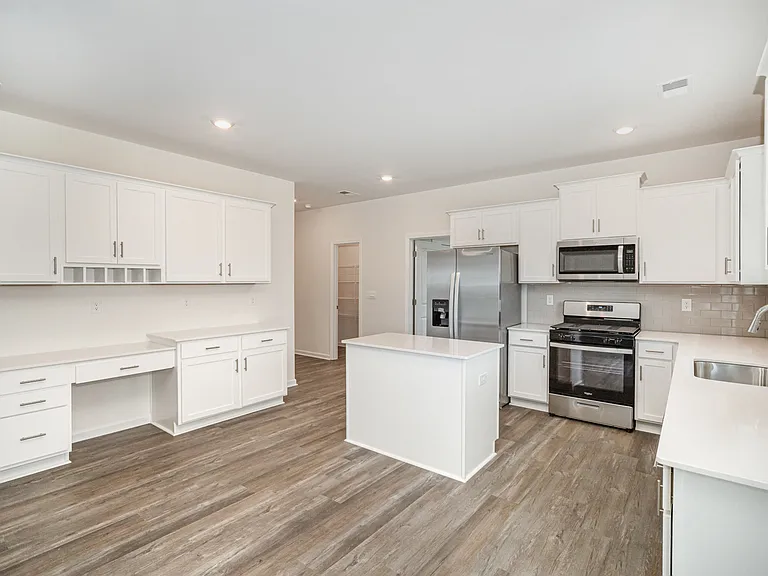 177 Giant Oak Ave — Photo 5