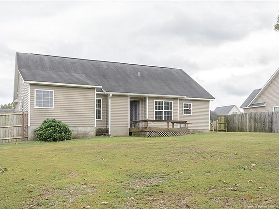 3rd image of 329 Copper Creek Dr