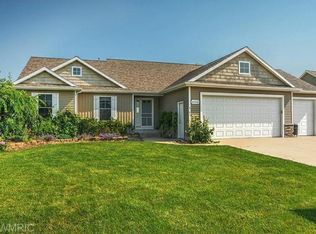 4338 Saddlehorn Dr, Hudsonville, MI 49426